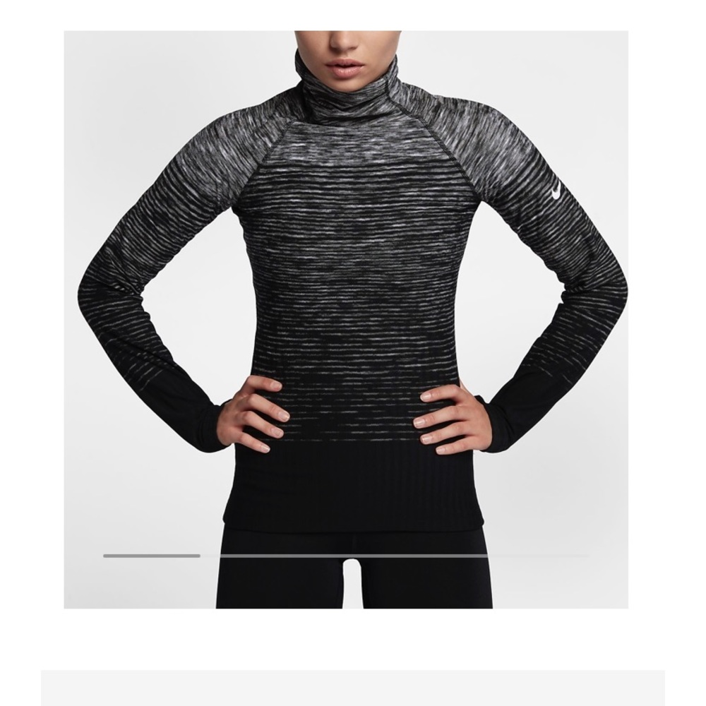 Nike Pro HyperWarm top